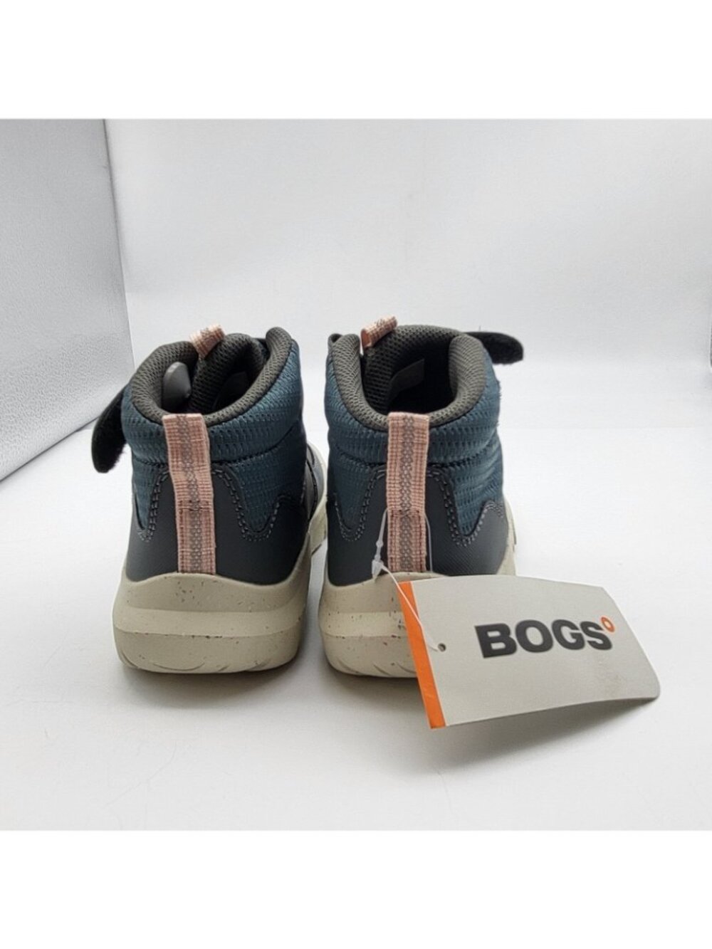 BOGS Big Kids Sz 13 Skyline Kicker Mid Slip On Shoes Waterproof Sneaker - Picture 4 of 16